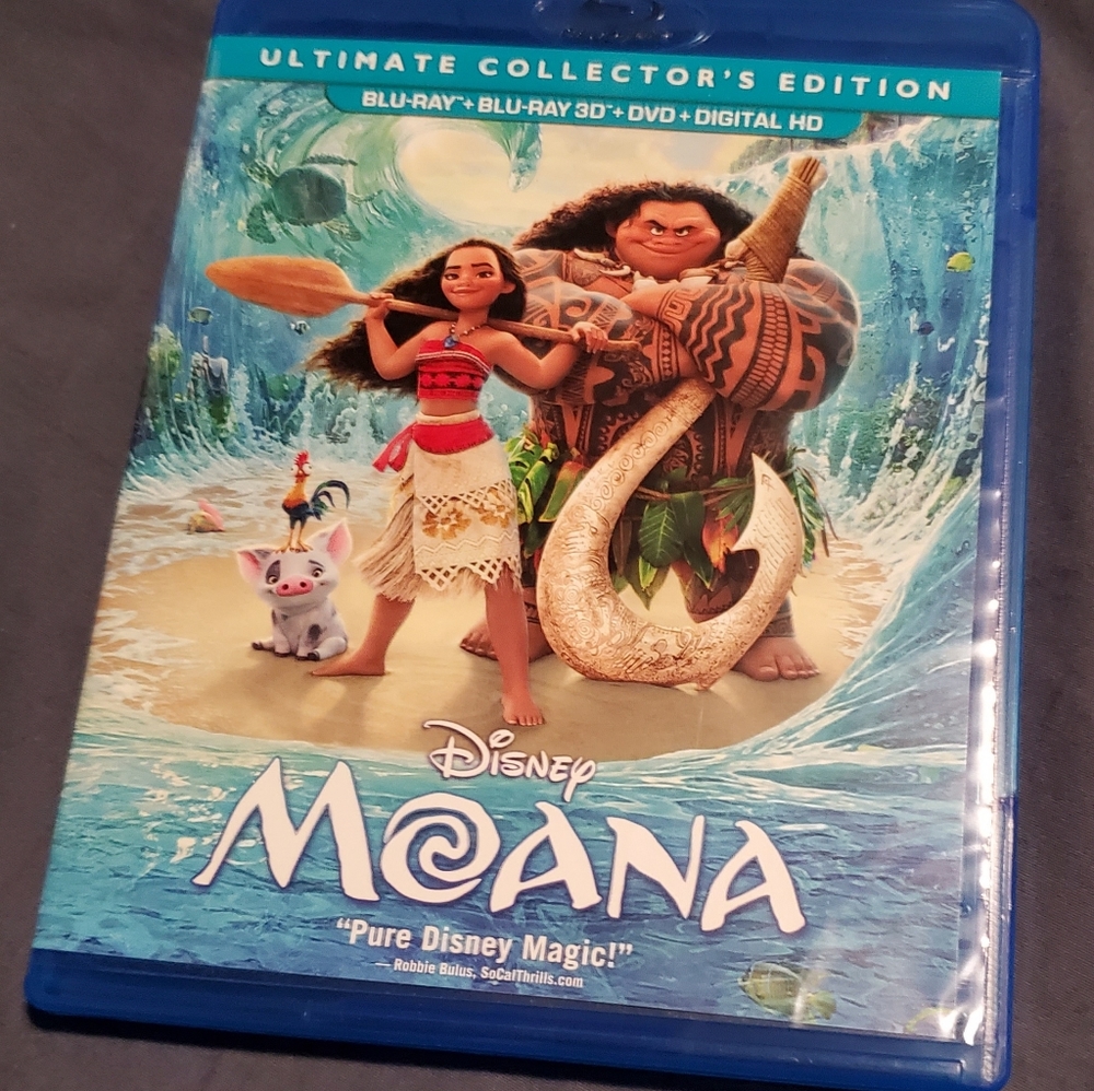 Moana Blu-ray DVD Combo
